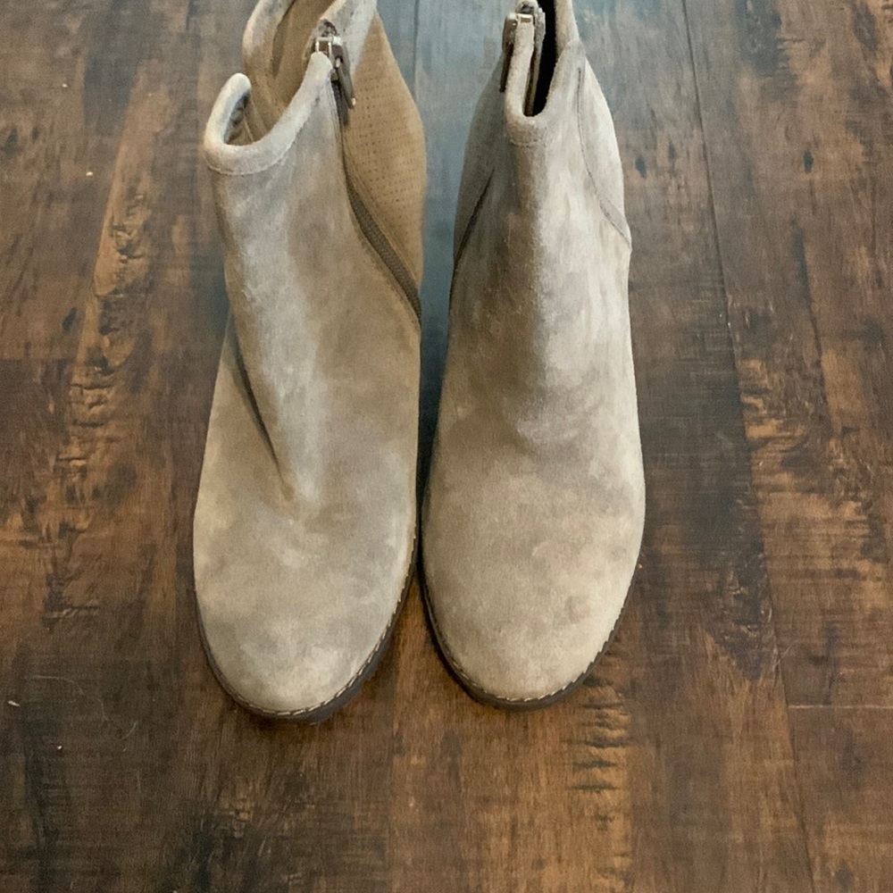 ROCKPORT Gray Genuine Leather Suede Wedge Ankle Booties Boots Shoes Casual 7.5